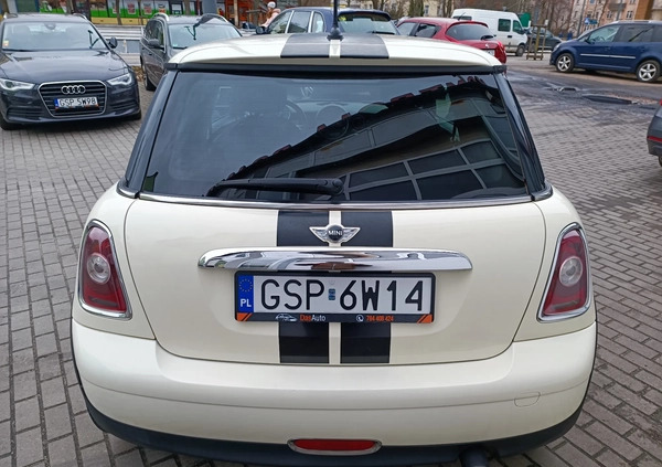 MINI ONE cena 15500 przebieg: 210360, rok produkcji 2009 z Sieniawa małe 301